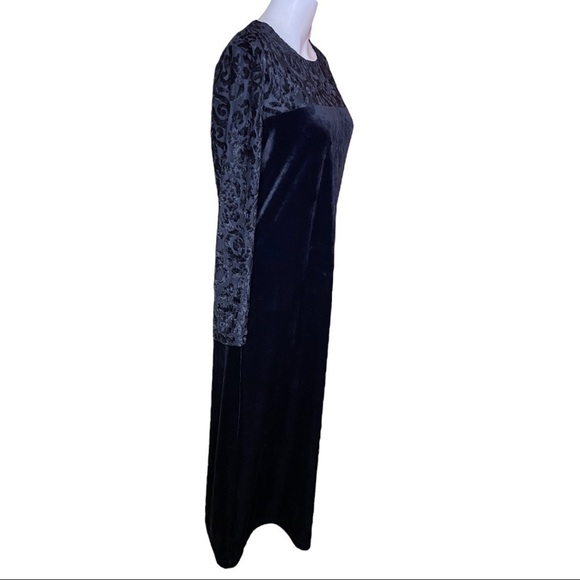 Diane Von Furstenberg The Color Authority Black Velevt Dress Size M - Picture 3 of 7